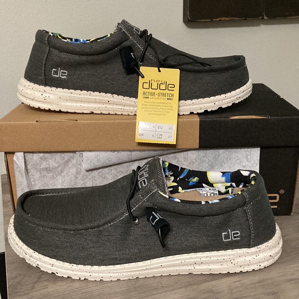 NIB MEN'S WALLY FUNK STRETCH BLACK HEY DUDES - Picture 4 of 13